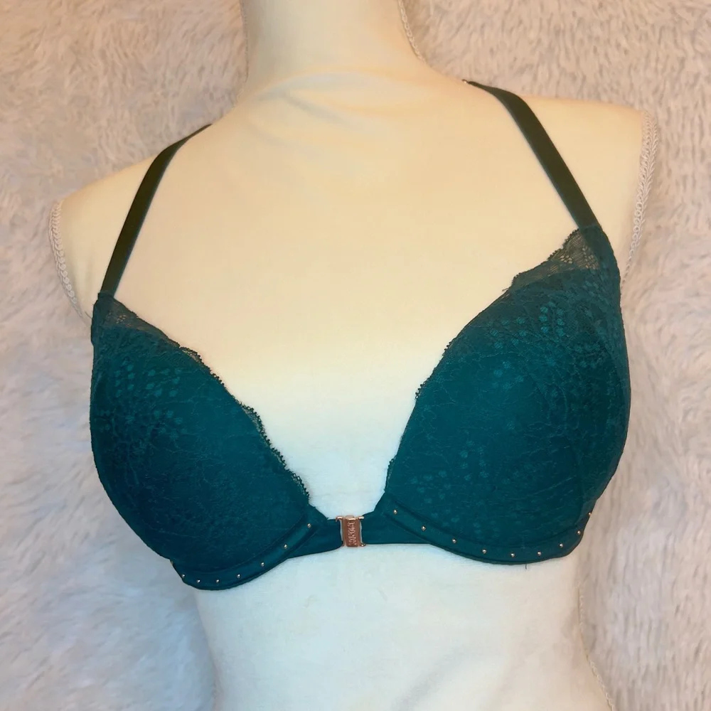 Victoria Secret Racer Back Bra - Picture 2 of 6